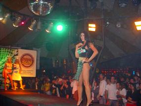 ELBOSQUE Desfile JC MODEL 6