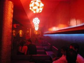 ELSIELAND Clubbers Nuevo Espacio 2