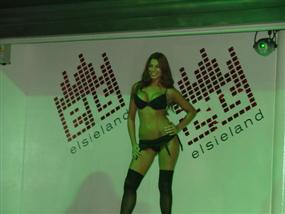 ELSIELAND Desfile 