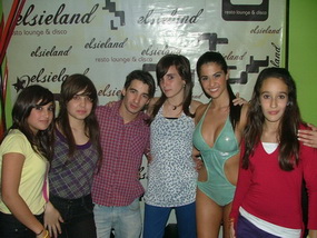 ELSIELAND Noche de muro 43