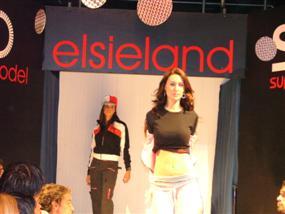 ELSIELAND Comienzo Top 04 10