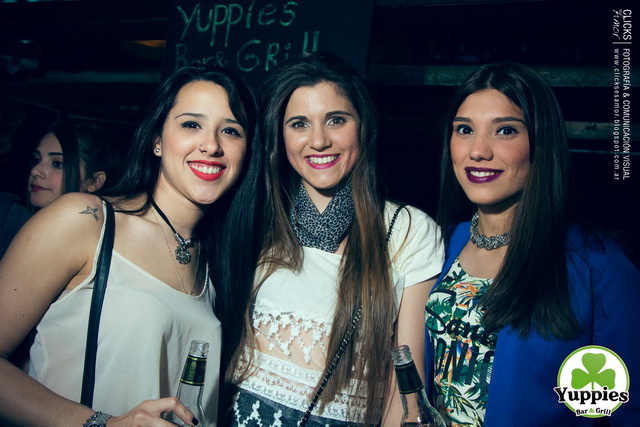 yuppies MES ANIVERSARIO 55